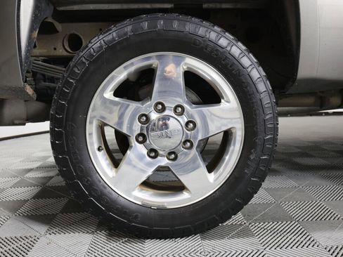 Used 2012 GMC Sierra 2500 SLE w/ SLE Preferred Package image 7