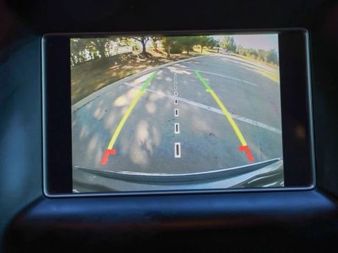 Used 2018 Jeep Grand Cherokee Limited image 40