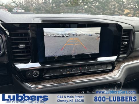 Used 2024 Chevrolet Silverado 1500 LT Trail Boss w/ Convenience Package II image 16