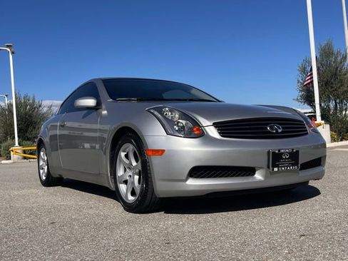 Used 2004 INFINITI G35 Coupe w/ Premium Pkg image 7