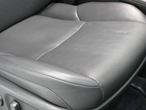 Used 2014 Lexus GX 460 image 51