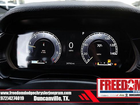Used 2024 Jeep Grand Cherokee Altitude image 18