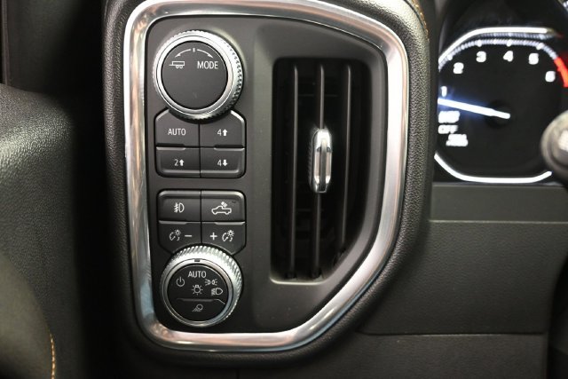 Used 2020 GMC Sierra 1500 AT4 w/ AT4 Premium Package AWD/4WD image 31