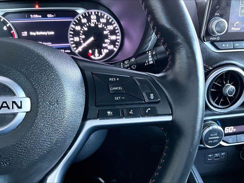 Used 2023 Nissan Sentra SR w/ SR Premium Package image 12