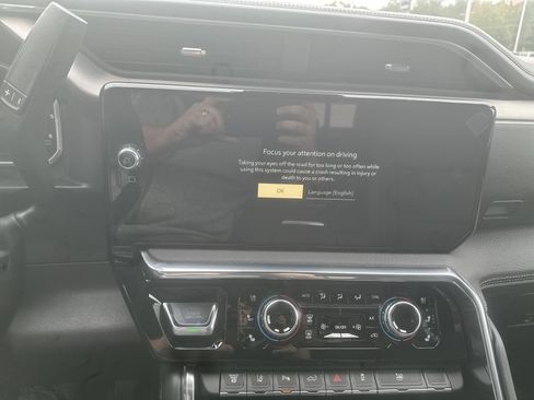 New 2026 GMC Sierra 3500 Denali w/ Denali Reserve Package image 22