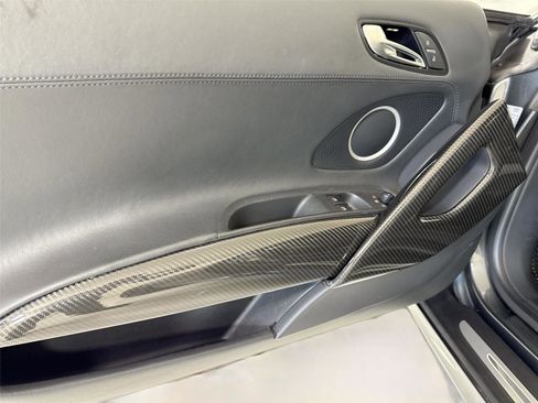 Used 2011 Audi R8 V10 image 12