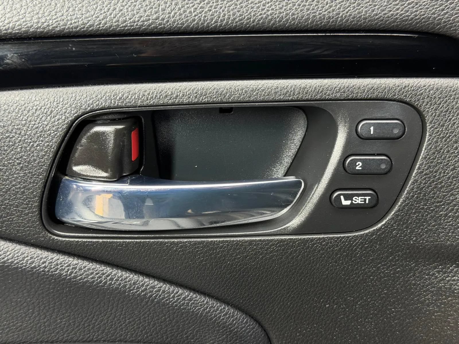 Used 2016 Honda Pilot Touring image 31
