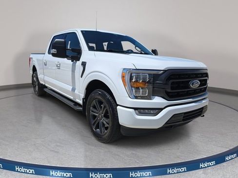 Used 2022 Ford F150 XLT w/ Equipment Group 302A High AWD/4WD image 4