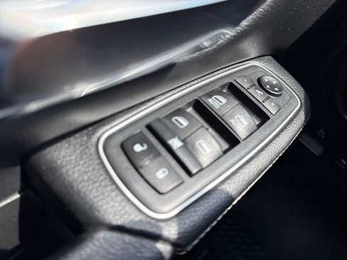 Used 2021 RAM 1500 Laramie AWD/4WD image 28