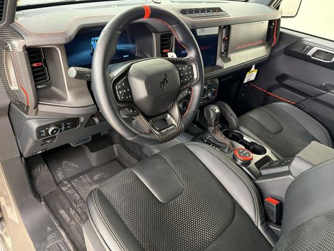 Certified 2025 Ford Bronco Raptor w/ Interior Carbon Fiber Pack AWD/4WD image 4