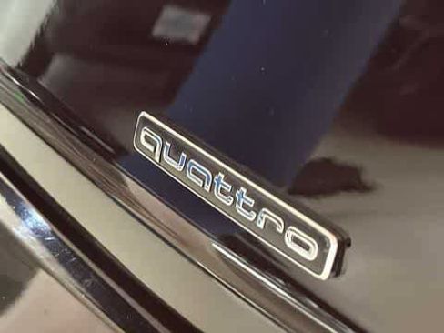 Used 2021 Audi Q8 Premium w/ Black Optic Package AWD/4WD image 10