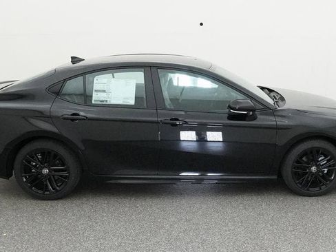 New 2026 Toyota Camry SE image 11