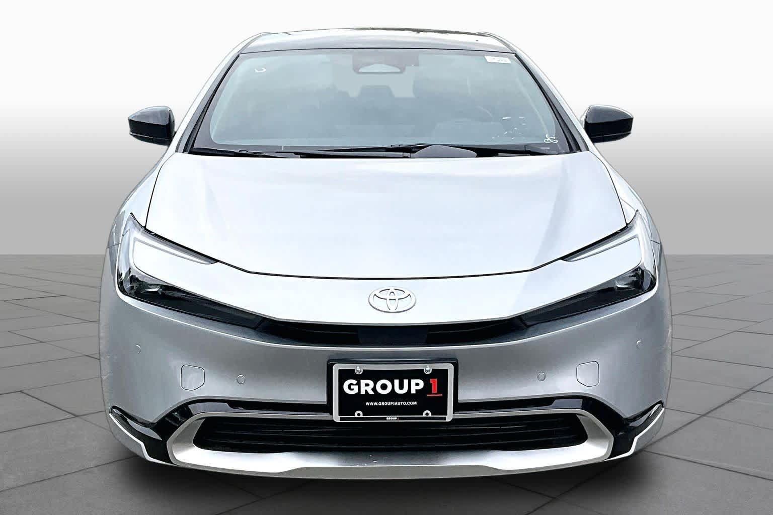 New 2026 Toyota Prius Plug-In Hybrid FWD image 3