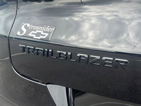 New 2025 Chevrolet TrailBlazer RS w/ Convenience Package image 22