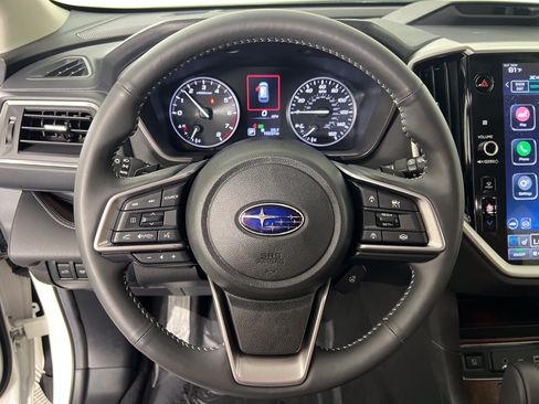 Used 2025 Subaru Ascent Touring AWD/4WD image 28
