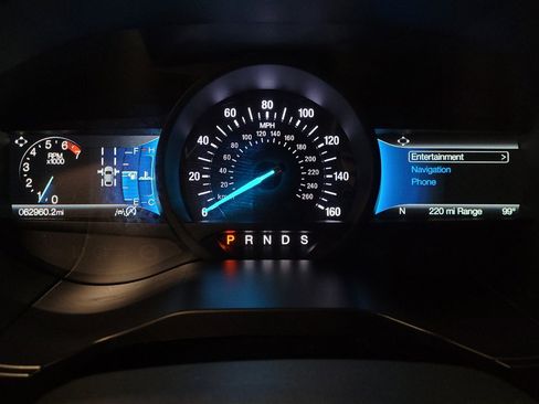 Used 2022 Ford Edge Titanium w/ Equipment Group 301A AWD/4WD image 23