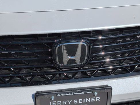 New 2025 Honda Accord LX image 13