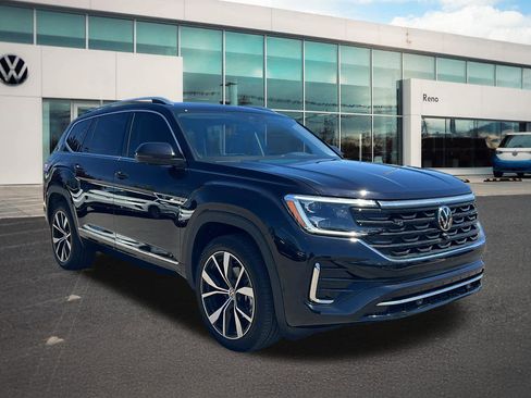 Certified 2025 Volkswagen Atlas SEL Premium R-Line AWD/4WD image 3