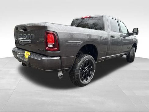 New 2026 RAM 2500 Big Horn AWD/4WD image 7