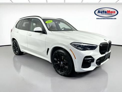 Used 2022 BMW X5 xDrive40i w/ M Sport Package AWD/4WD image 1