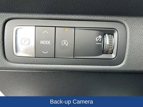 Certified 2025 Chevrolet Traverse LT w/ Driver Confidence Package image 14