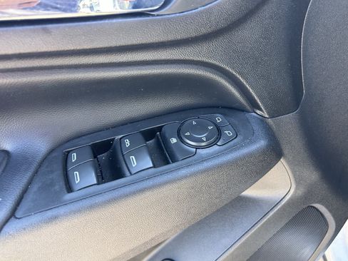 Certified 2020 Chevrolet Equinox LT FWD image 17