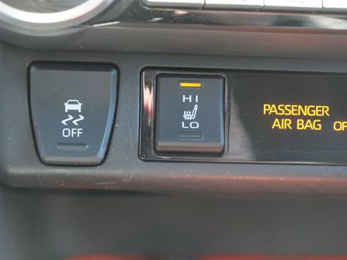 Used 2022 Toyota RAV4 Adventure w/ Convenience Package image 23