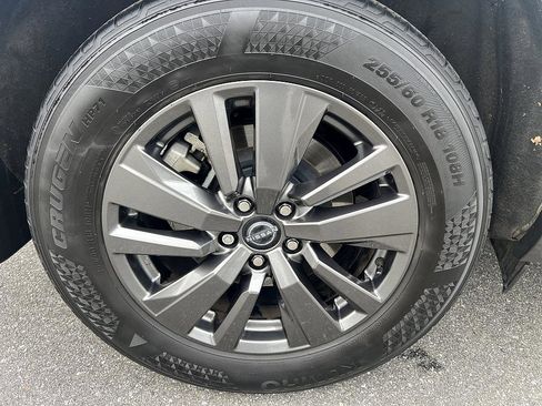 Certified 2022 Nissan Pathfinder SV image 24