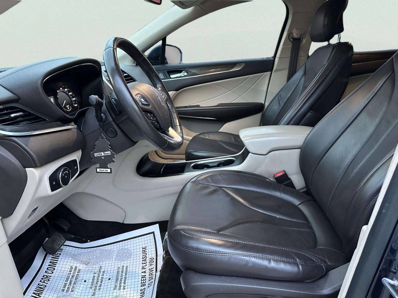 Used 2017 Lincoln MKC Reserve AWD/4WD image 10