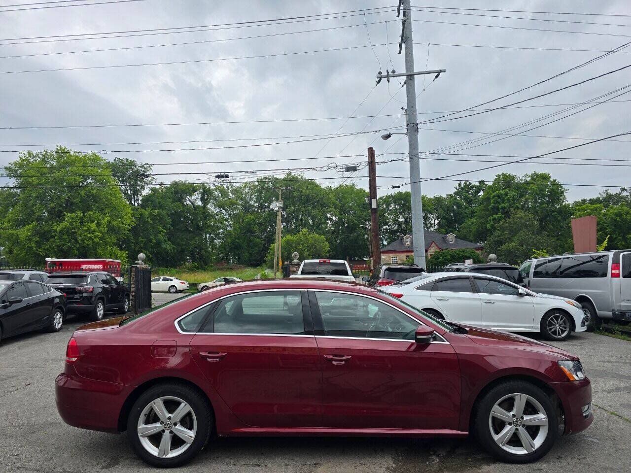 Used 2015 Volkswagen Passat 1.8T Limited Edition FWD image 9