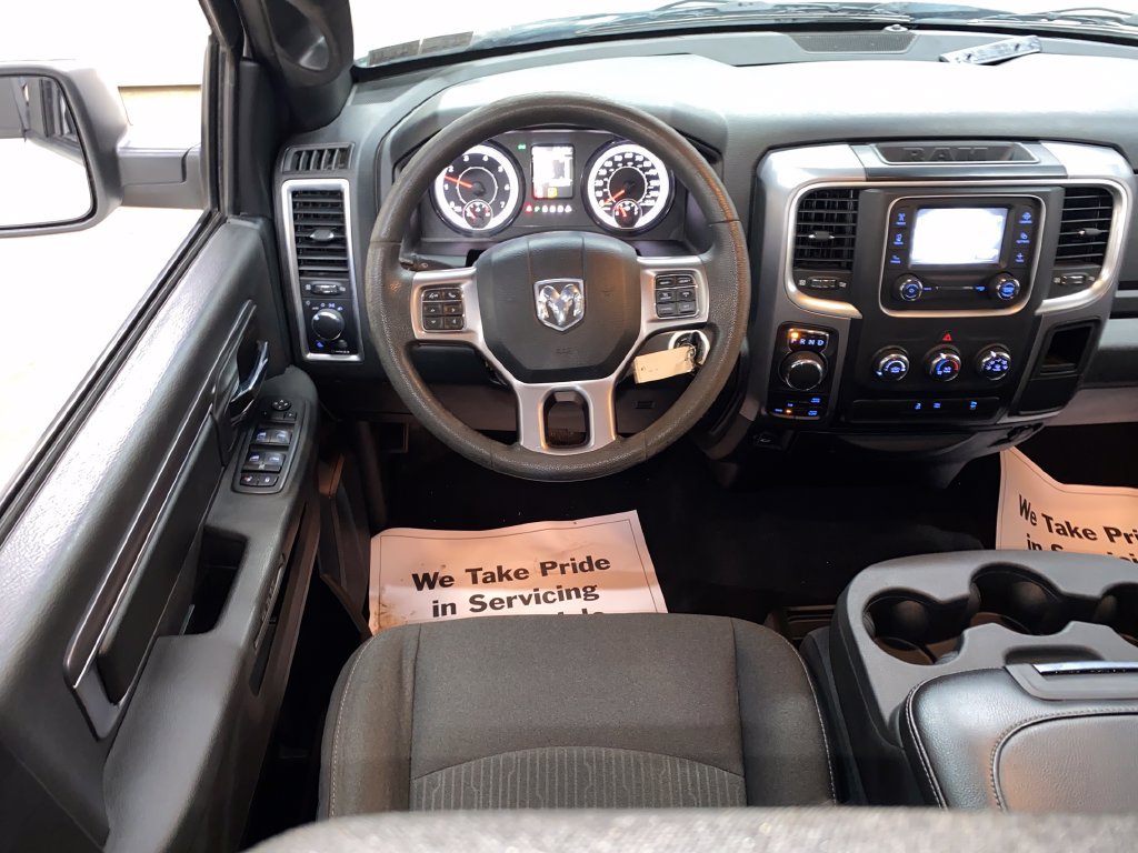 Used 2022 RAM 1500 Warlock AWD/4WD image 24
