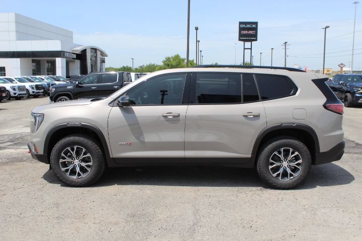 New 2026 GMC Acadia AT4 w/ Luxury Package AWD/4WD image 2