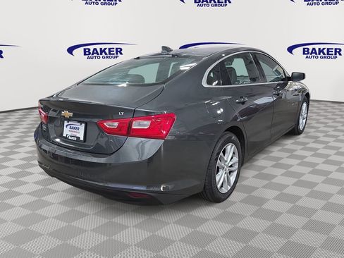Used 2017 Chevrolet Malibu LT w/ Leather Package image 5