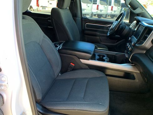 Used 2021 RAM 1500 Big Horn image 32