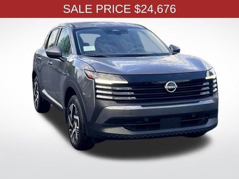 New 2025 Nissan Kicks SV w/ Charging Package image 3