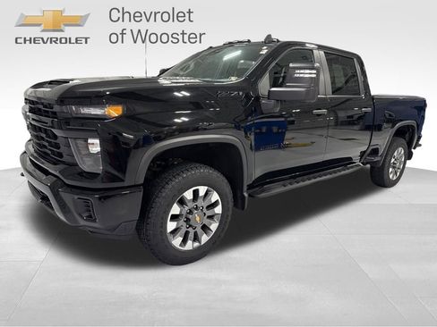 Used 2024 Chevrolet Silverado 2500 Custom w/ Custom Value Package AWD/4WD image 1