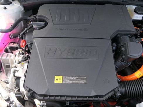 New 2025 Kia Niro EX Touring image 25