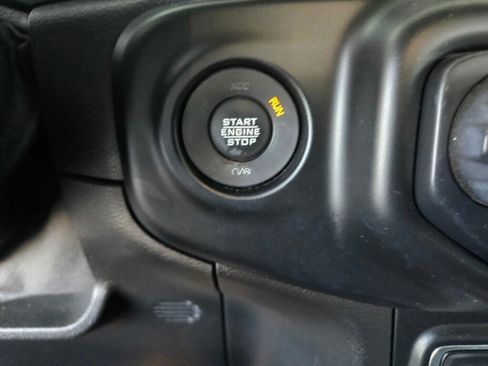 Used 2021 Jeep Wrangler Unlimited Sport AWD/4WD image 19