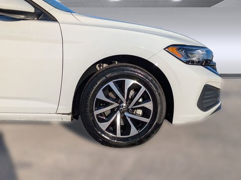 Used 2024 Volkswagen Jetta S image 12