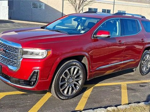 Used 2021 GMC Acadia Denali w/ Denali Ultimate Package image 4