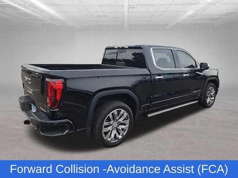 Used 2022 GMC Sierra 1500 Denali AWD/4WD image 3