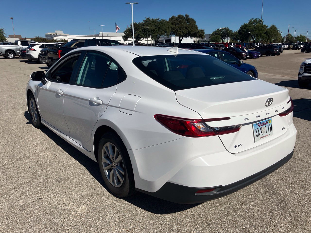 Used 2025 Toyota Camry LE FWD image 6