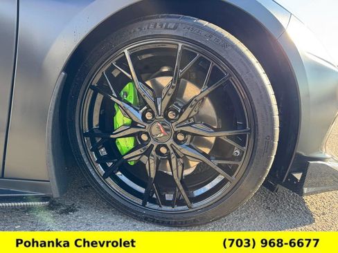 Used 2024 Chevrolet Corvette Stingray Preferred Cpe w/ 2LT image 24