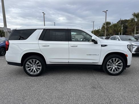 Used 2023 GMC Yukon Denali image 2