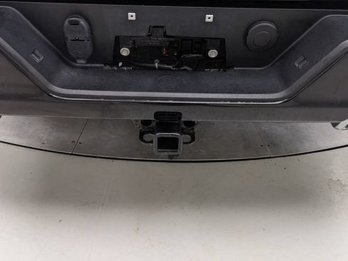 Used 2021 GMC Sierra 1500 Elevation w/ Preferred Package AWD/4WD image 6