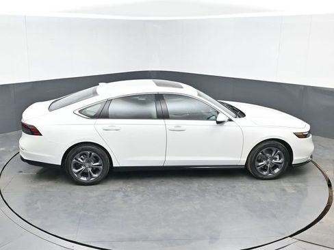 New 2026 Honda Accord EX-L image 39