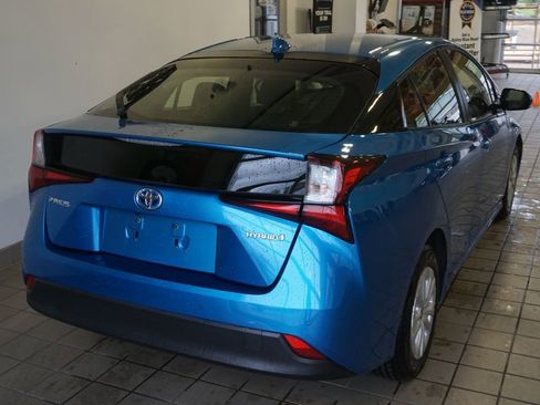Certified 2019 Toyota Prius LE FWD image 11