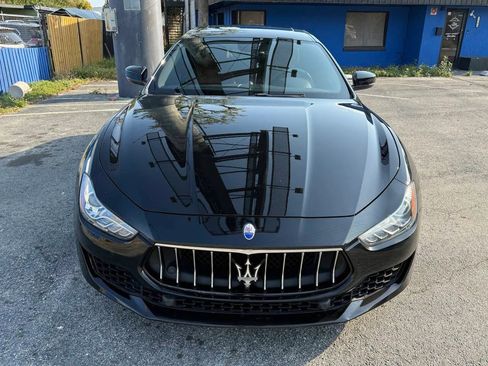 Used 2019 Maserati Ghibli GranSport Sedan 4D image 3