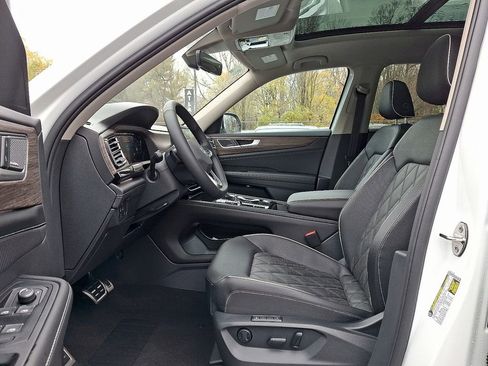 New 2026 Volkswagen Atlas SEL Premium R-Line AWD/4WD image 8