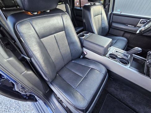 Used 2017 Ford Expedition Limited w/ Equipment Group 301A RWD image 36